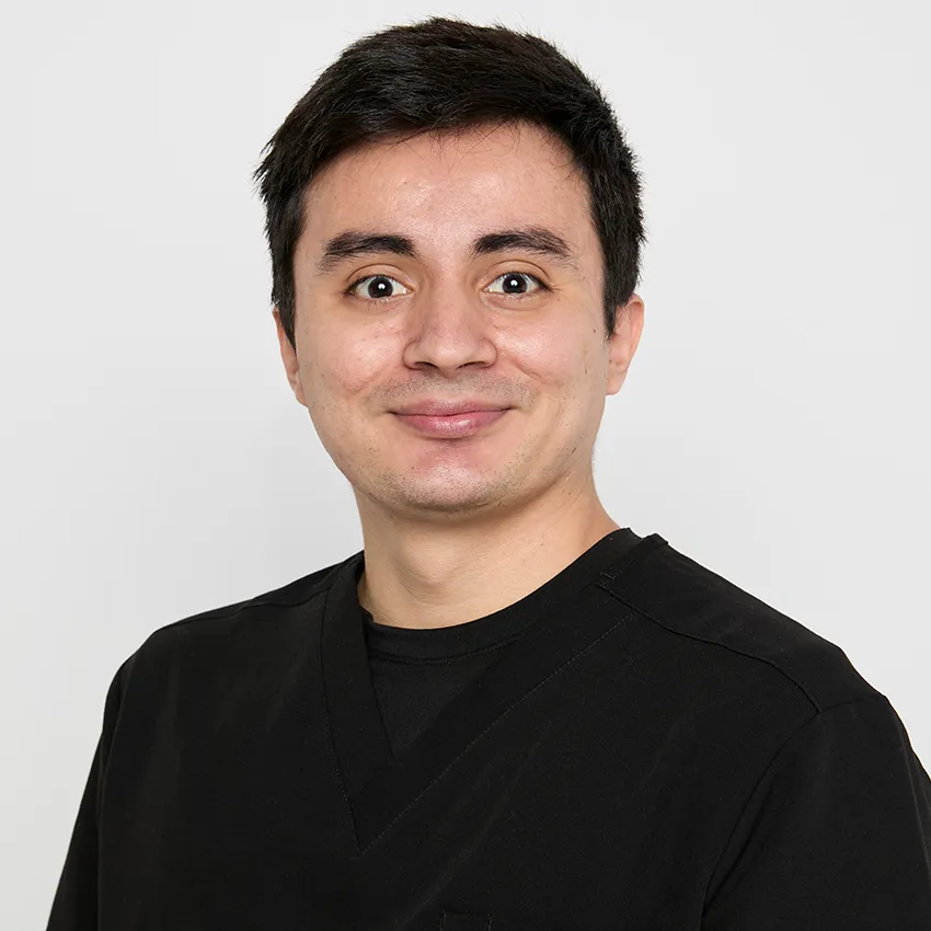 Hector Zavala, Periodontal Surgical Assistant
